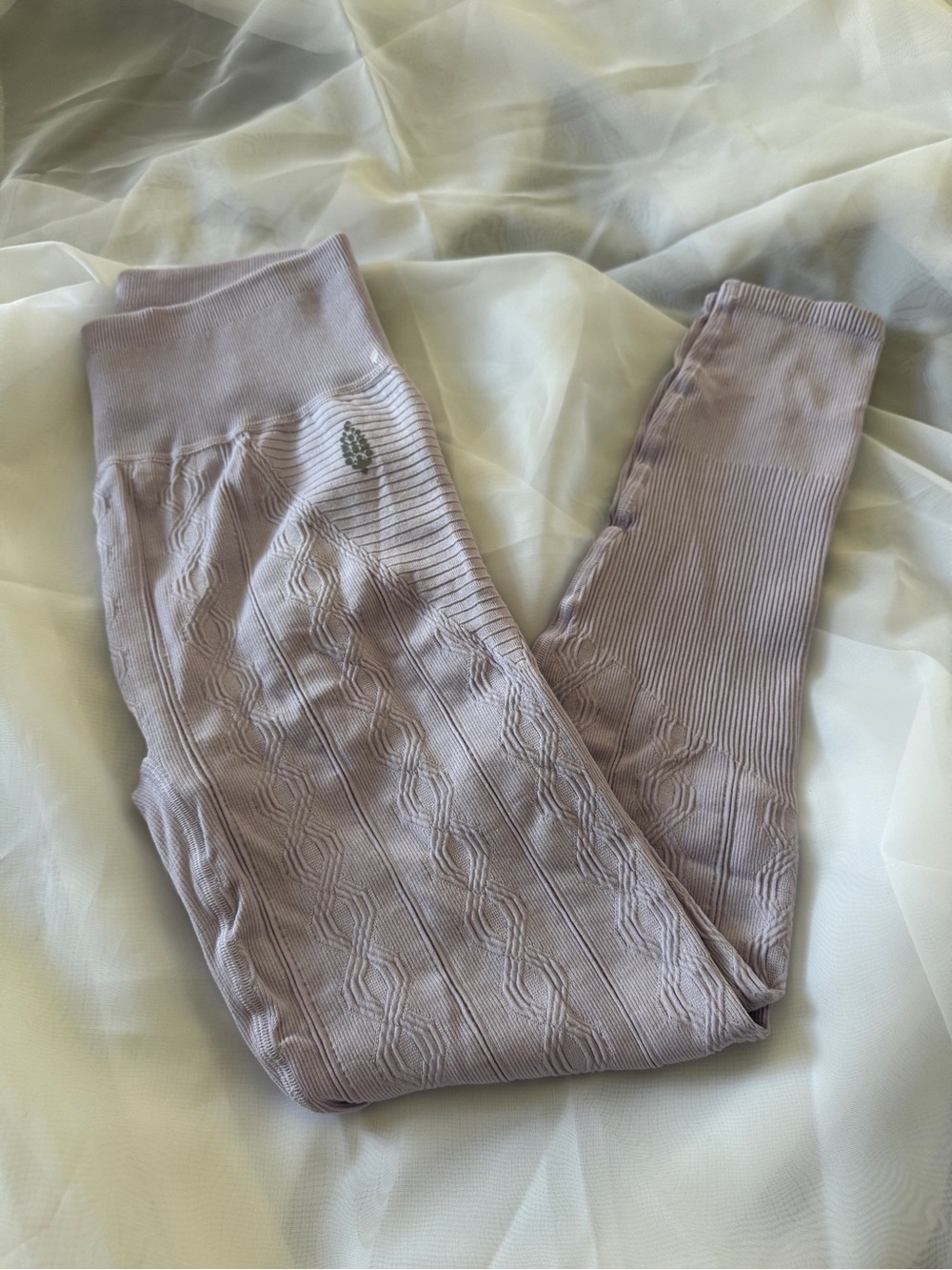 Free People High Rise Lilac Cable Knit Leggings Size M- NWOT